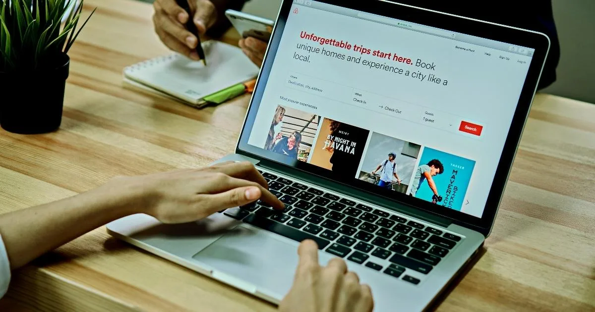 Why should short -term rental accommodation hosts have their own websites Why should short -term rental accommodation hosts have their own websites