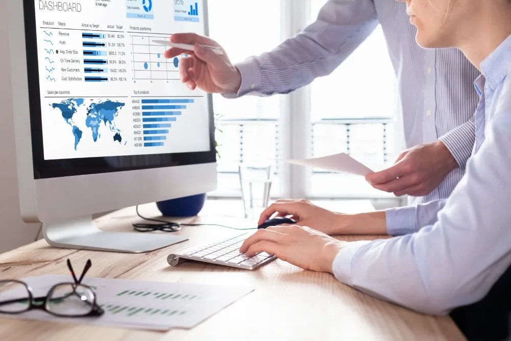 Creating reports for stakeholders