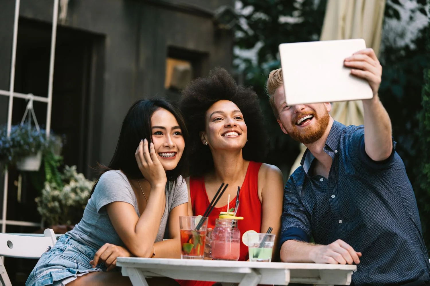 harnessing the power of social media advertising